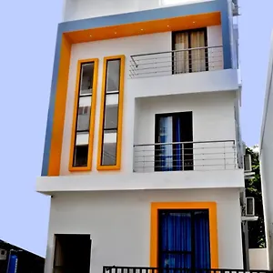 Uthram Residency Lodge